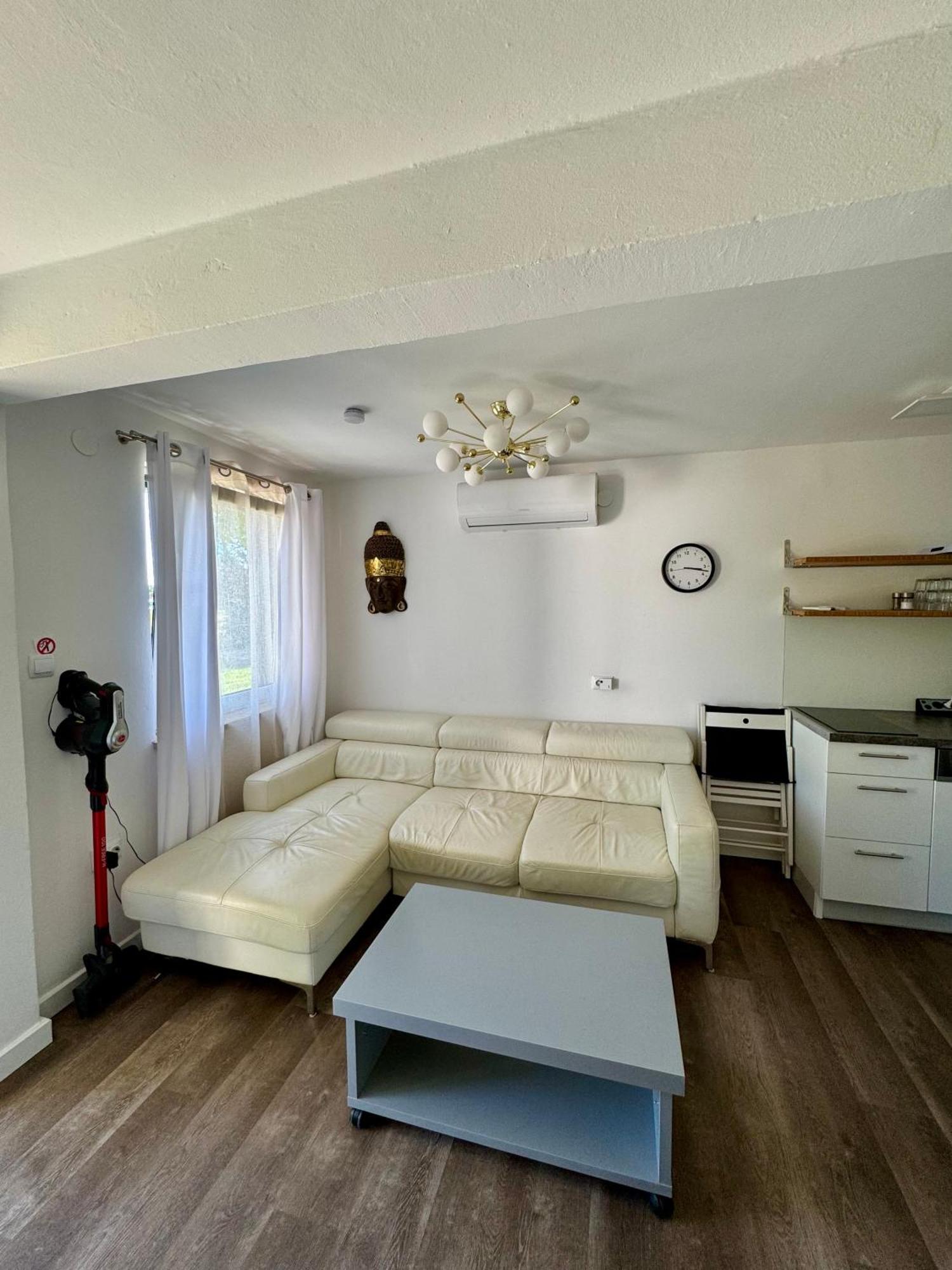 Haus Enna Apartment B EG Top Lage Terrasse Grill Meerblick Medulin Exterior foto